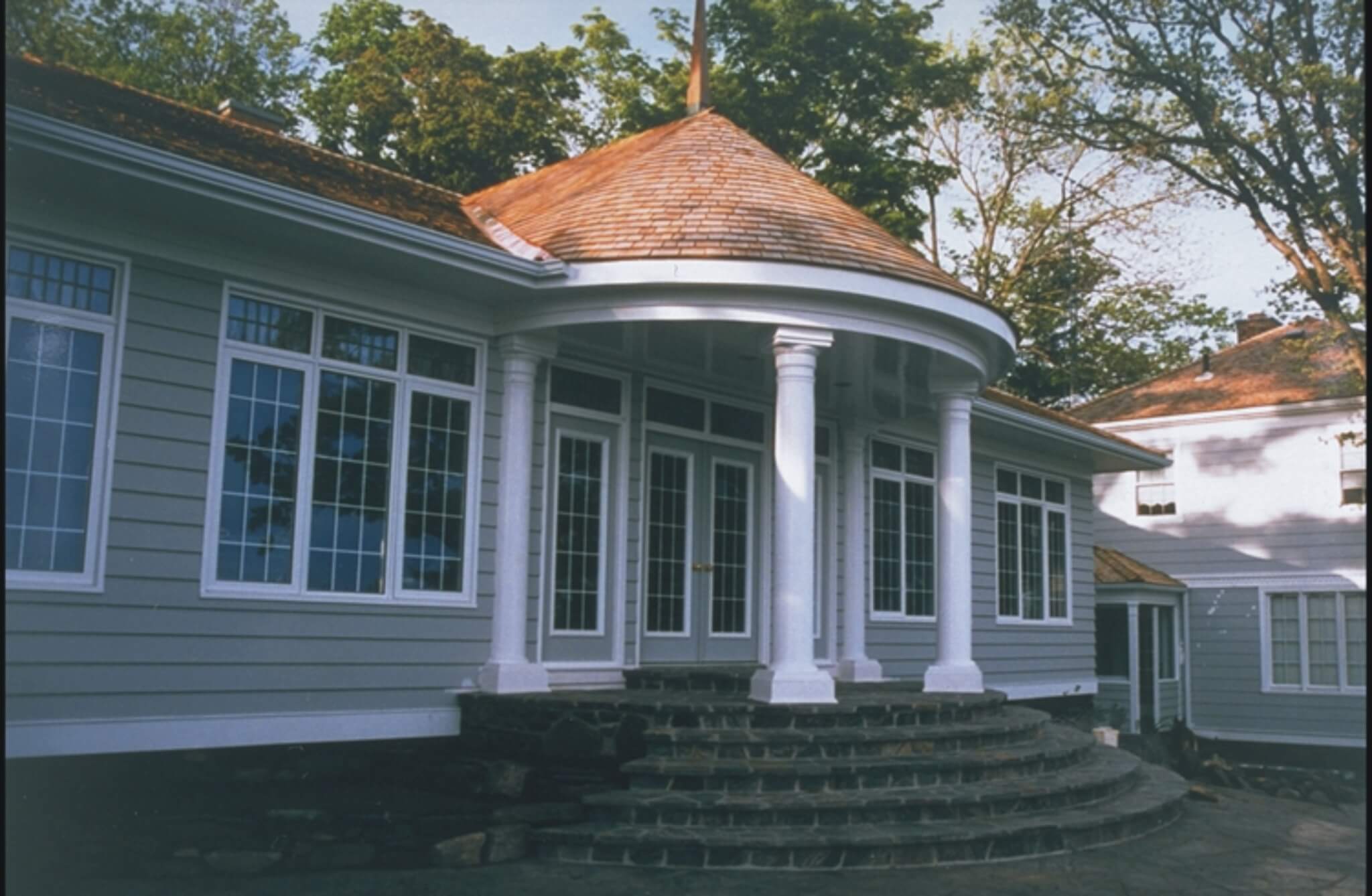 casement white internal grill with transom